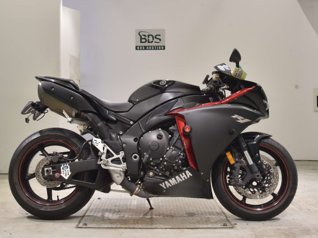 Yamaha YZF-R1 2013