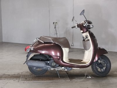 Honda GIORNO 2011