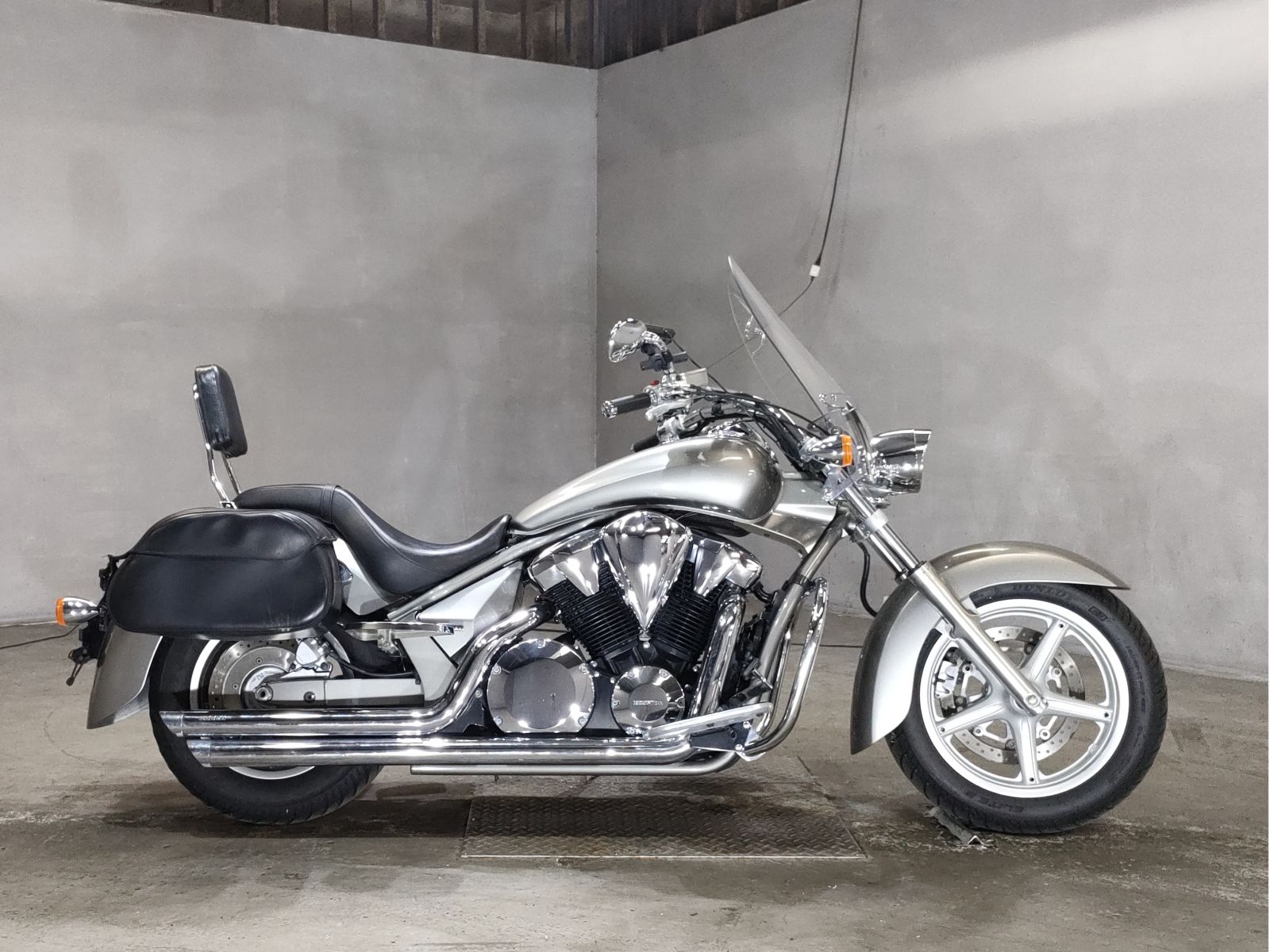 Honda VT1300CR STATELINE 2014