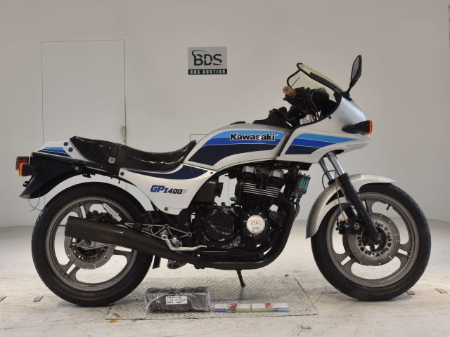 Kawasaki GPZ550