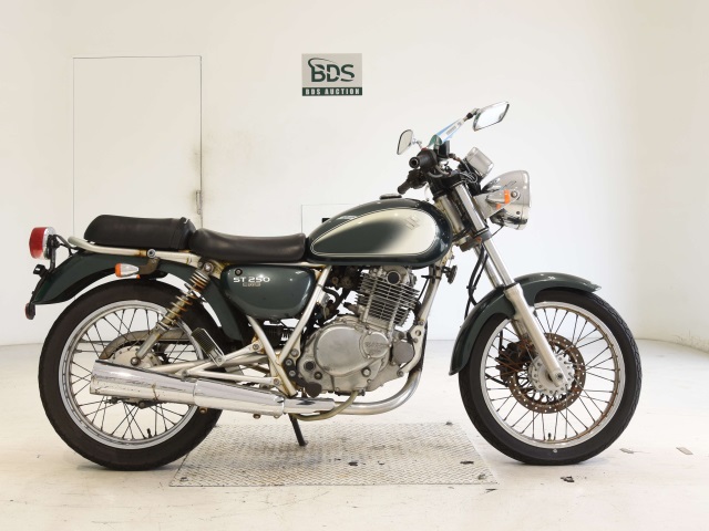 Suzuki ST250E