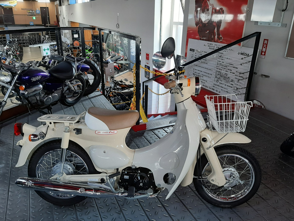Honda LITTLECUB-E 2016