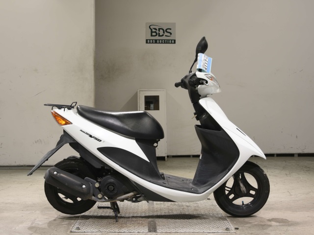 Suzuki ADDRESS V50