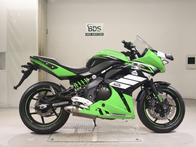 Kawasaki NINJA400R 2011