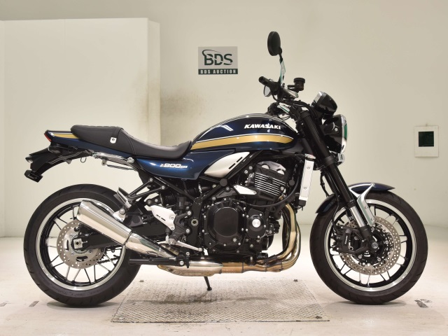 Kawasaki Z900RS 2022