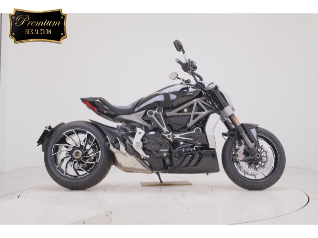 Ducati X DIAVEL S 2016