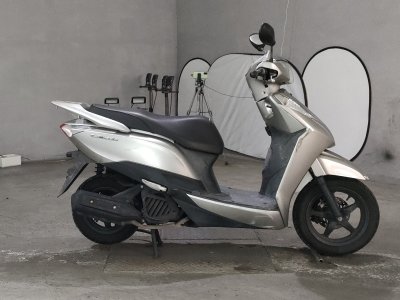 Honda LEAD125 2013