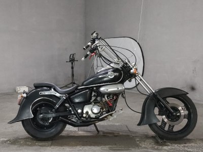 Honda MAGNA50 2004