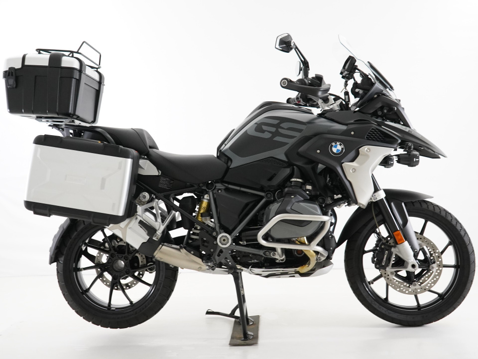 BMW r1250gs triple black 2022
