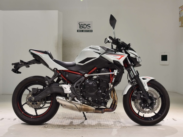 Kawasaki Z650 2022