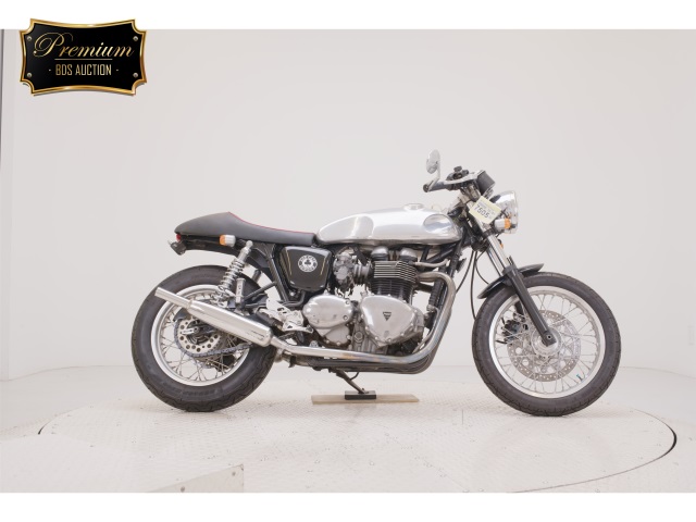 Triumph THRUXTON 900 2004