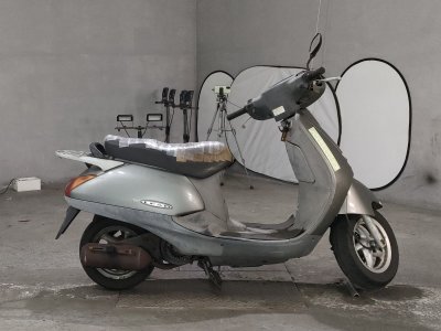 Honda LEAD100 2001