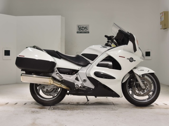 Honda ST1300 PAN EUROPEAN 2006