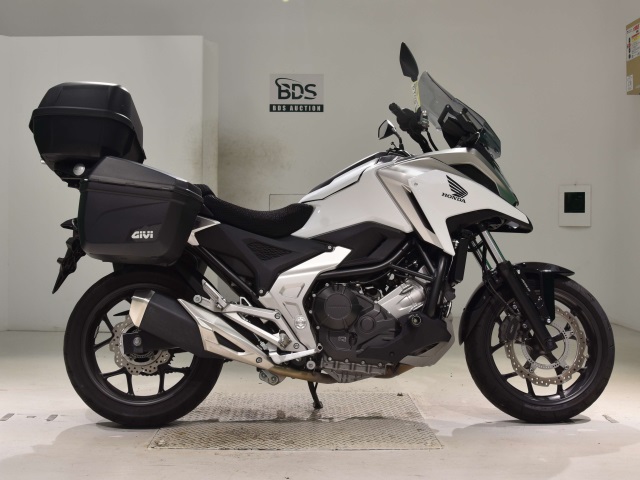 Honda NC750X 2023