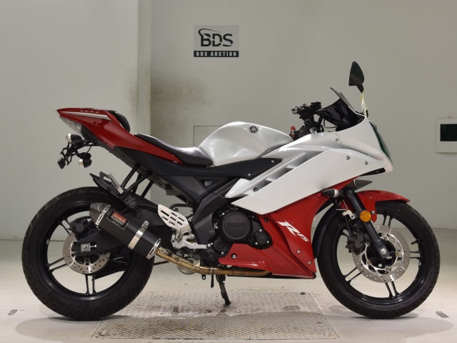 Yamaha YZF-R15 2013