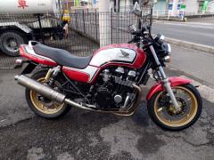 Honda CB750 2005