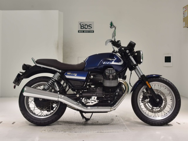 Moto Guzzi V7 SPECIAL 2021