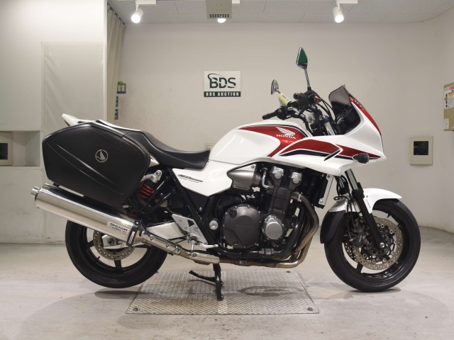 Honda CB1300SFA BOLDOR 2011