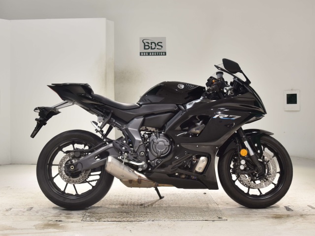 Yamaha YZF-R7 2022