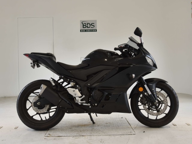 Yamaha YZF-R3 2021