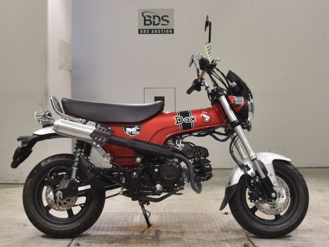Honda DAX125 2022