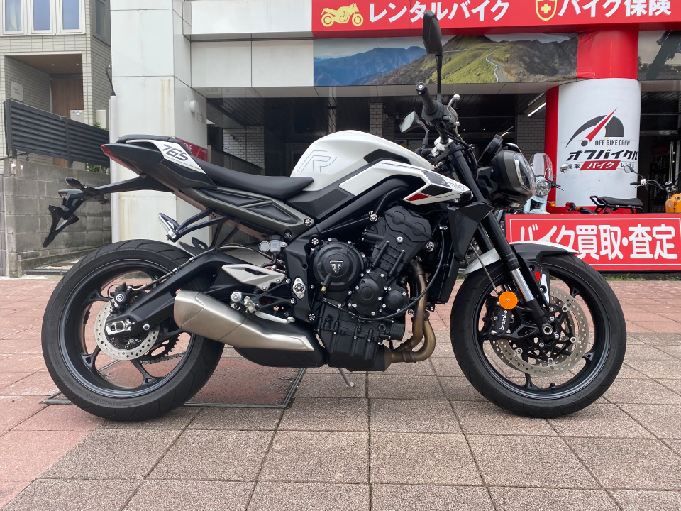 Triumph STREET TRIPLE R 2024