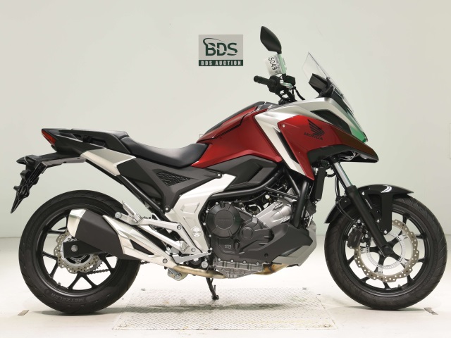 Honda NC750X 2024