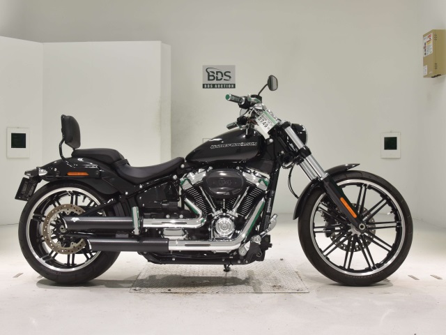 HD BREAKOUT FXBRS1870 2018