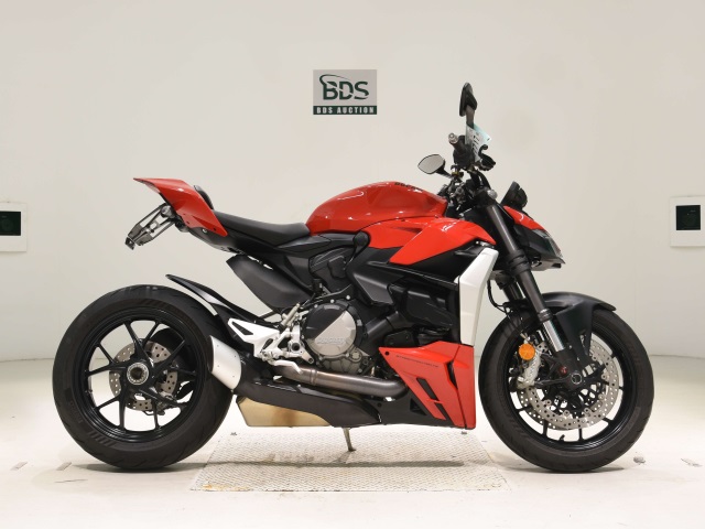Ducati STREET FIGHTER V2 2022