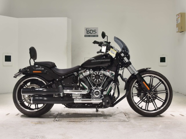 HD BREAKOUT FXBRS1870 2021