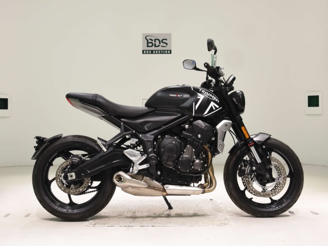 Triumph TRIDENT660 2023