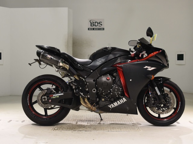 Yamaha YZF-R1 2011