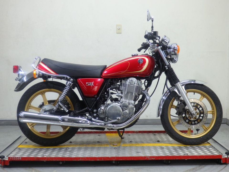 Yamaha SR400 2010