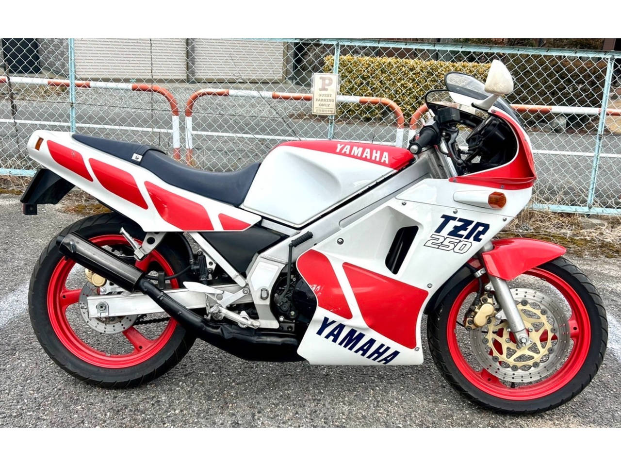 Yamaha TZR250
