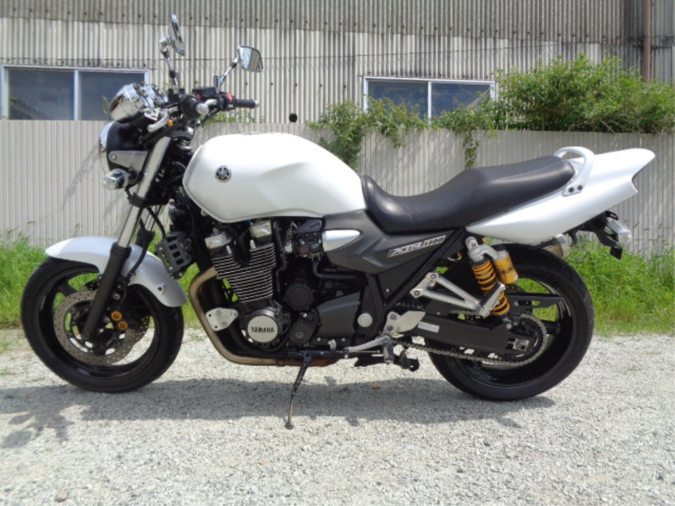 Yamaha XJR1300 2025