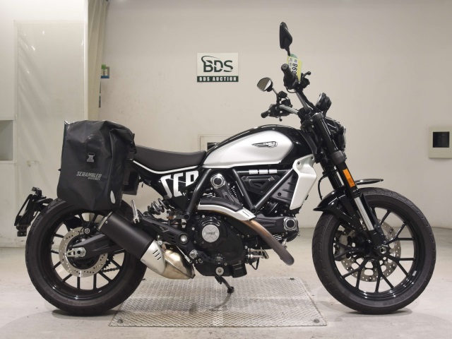 Ducati SCRAMBLER 803 ICON 2024
