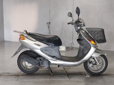 Yamaha GRANDAXIS100 2005