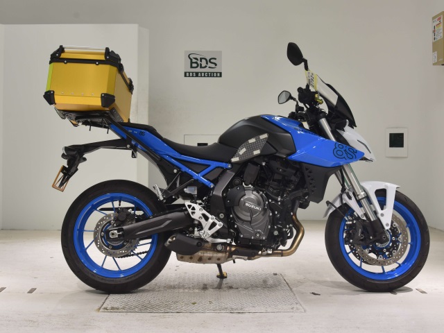 Suzuki GSX-8S 2024