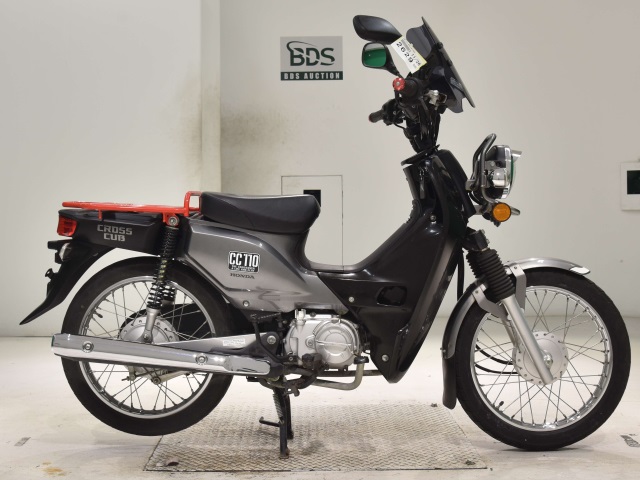 Honda CC110 CROSSCUB 2016