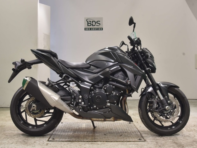 Suzuki GSX-S750 2022