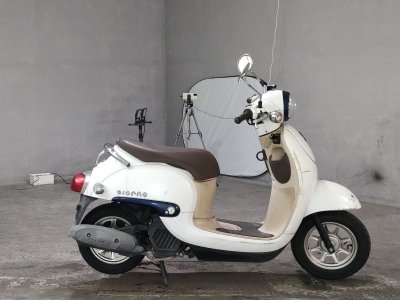 Honda GIORNO 2016