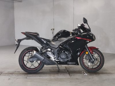 Yamaha YZF-R3 2015