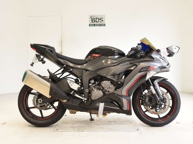 Kawasaki ZX-6R 2022