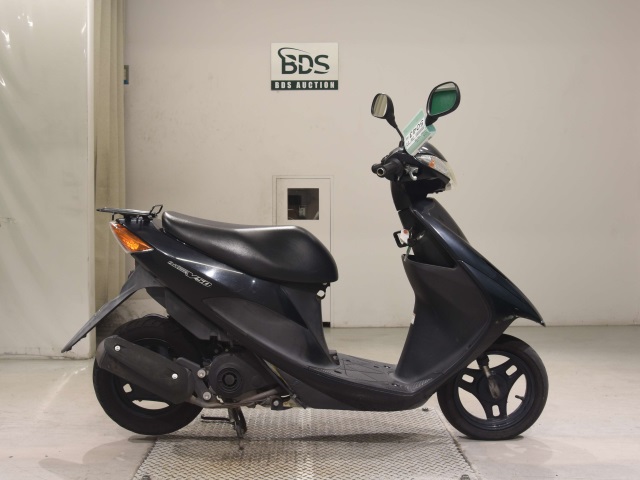 Suzuki ADDRESS V50