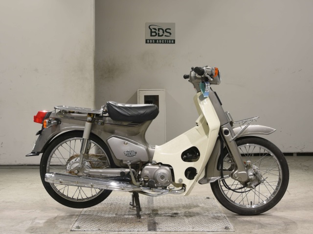 Honda C50-E 2000