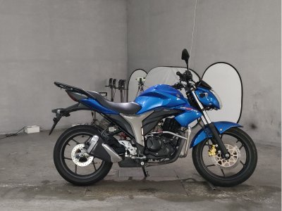 Suzuki GIXXER150