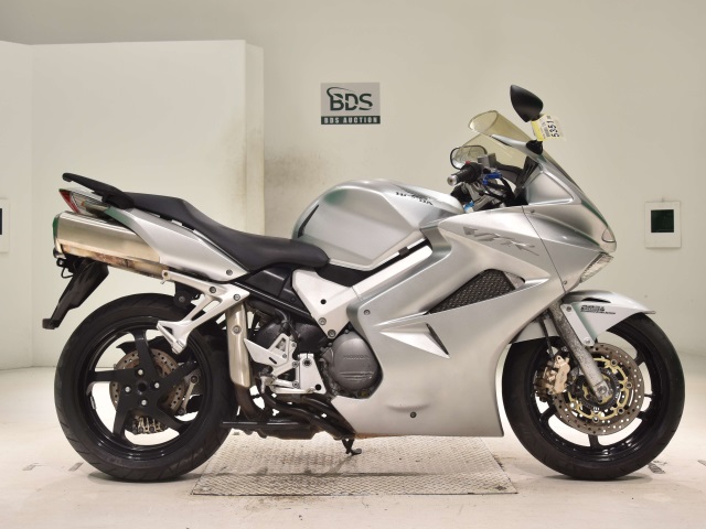Honda VFR800A 2006