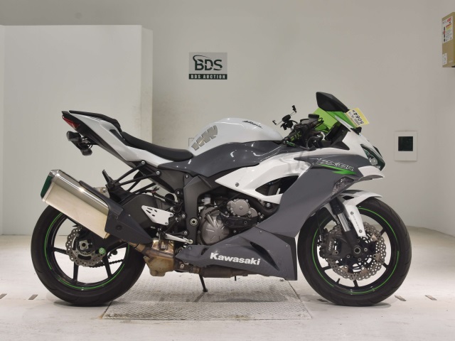 Kawasaki ZX-6R 2021