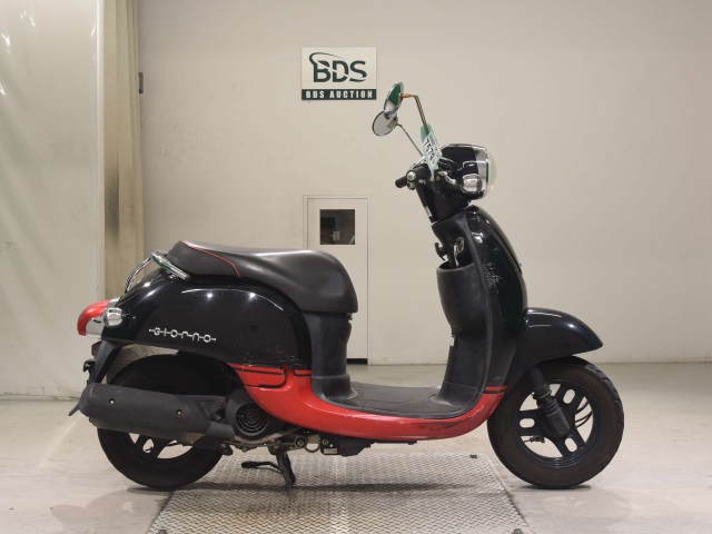 Honda GIORNO 2012