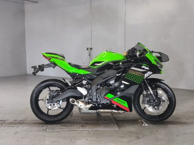 Kawasaki NINJA ZX-25R KRT 2021